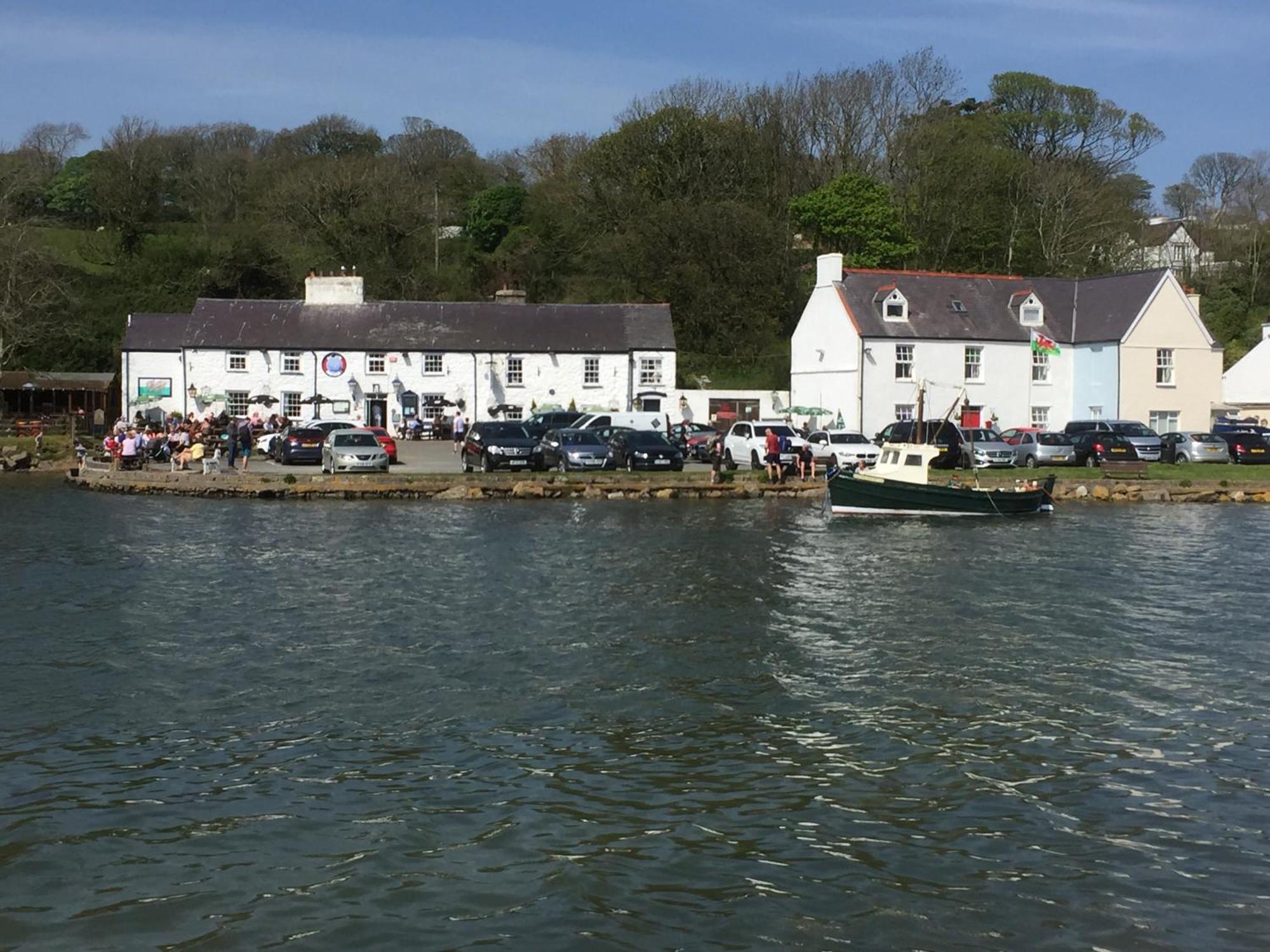 Room Only Guest Accommodation, Guest House Self Catering Bangor  Eksteriør bilde