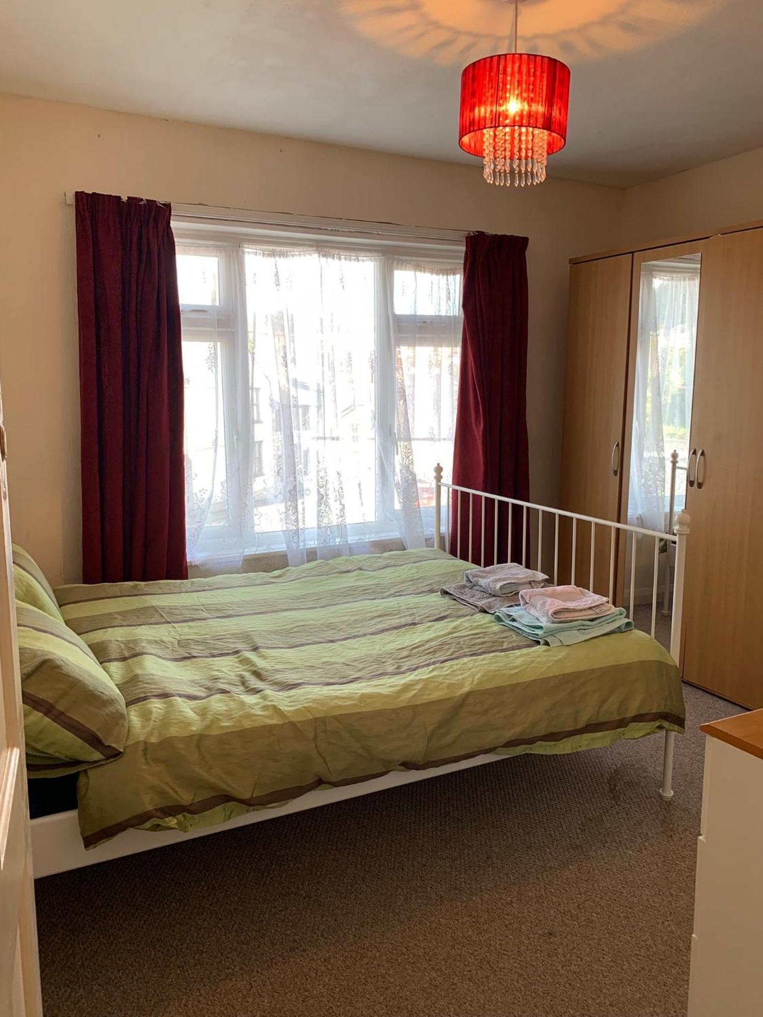 Room Only Guest Accommodation, Guest House Self Catering Bangor  Eksteriør bilde